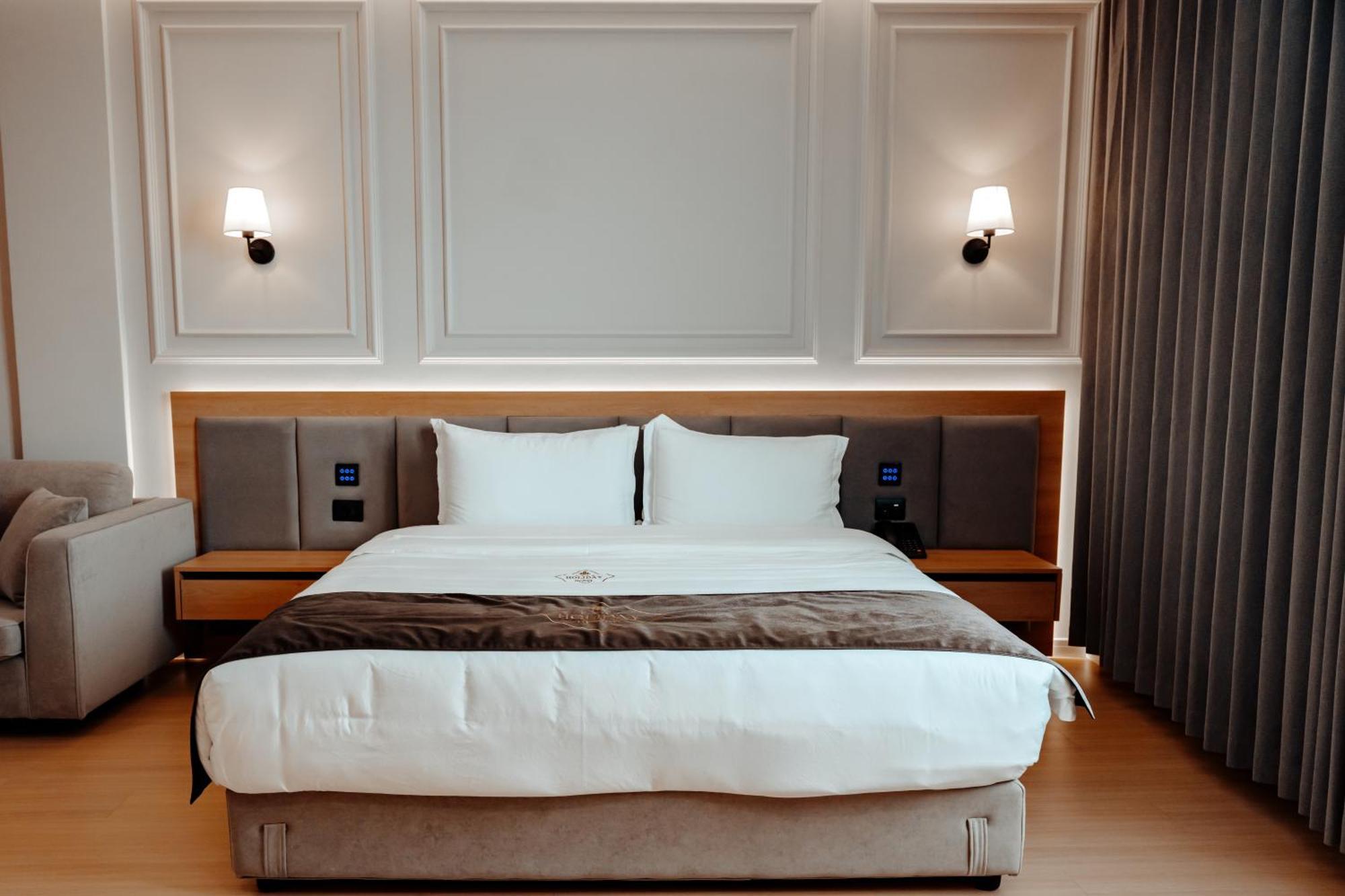 Hotel Holiday Hotel