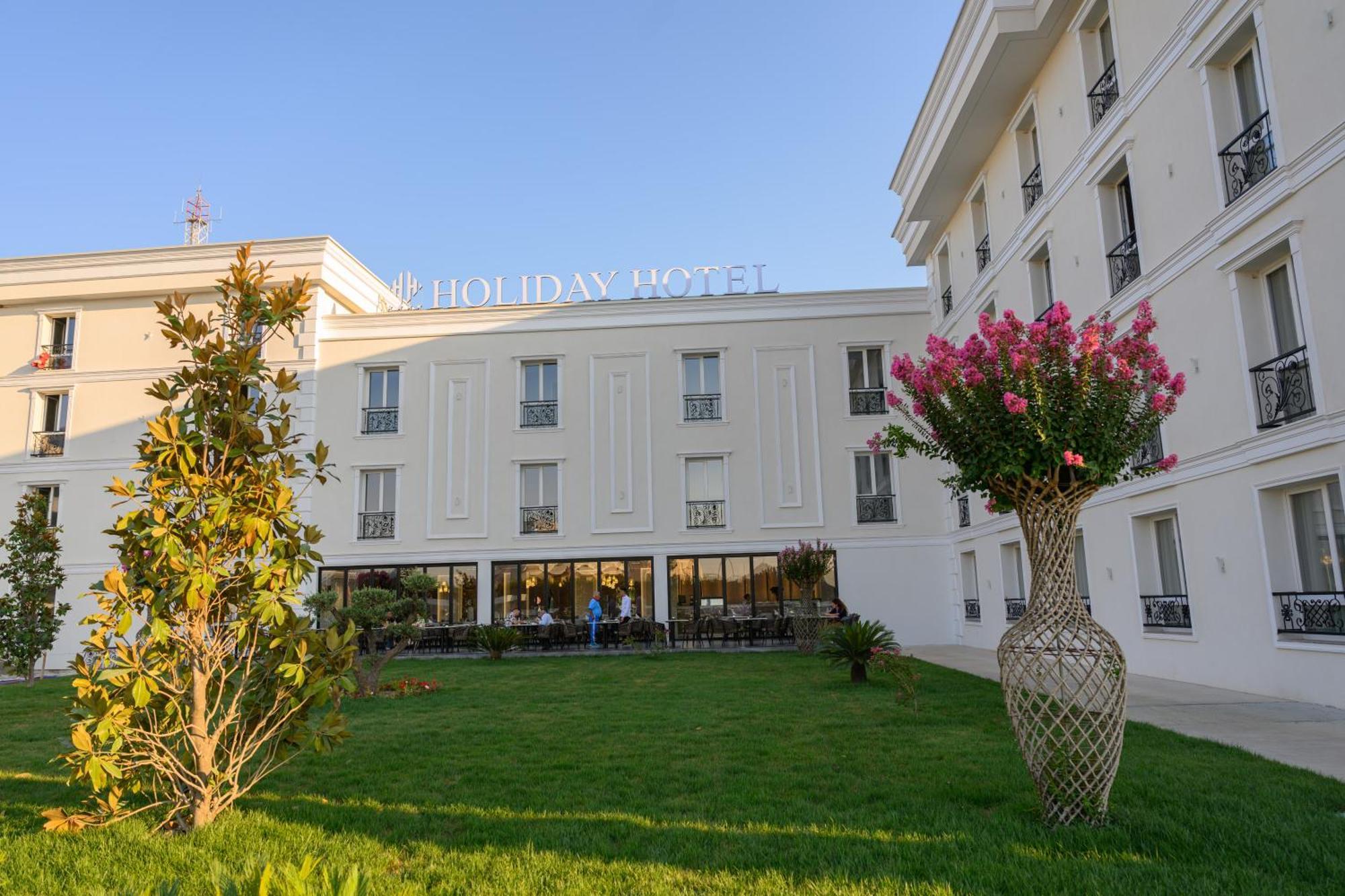 Holiday Hotel 4* Rinas